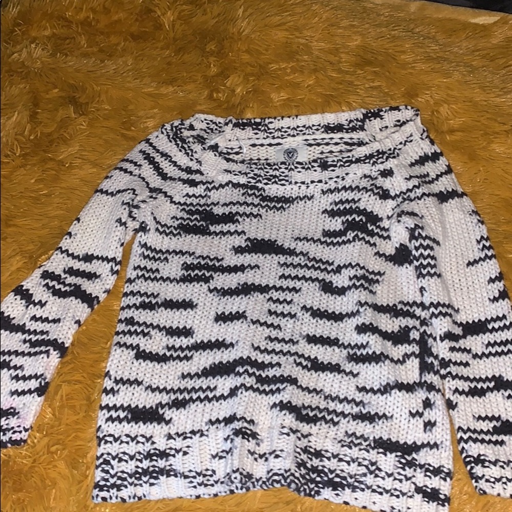 American eagle knit sweater